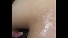Riproduci Preparazione per le nocche della persona femminile (fine, evacuazione, climax dell'orifizio)