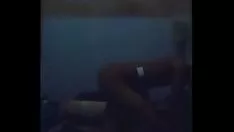 Afspelen De geleerde gaf hem een ​​meisje