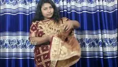 Oynat Sari