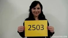 تشغيل Bosomy امرأة سمراء جبهة مورو يحصل brobdingnagian تحميل حتى صب على وضع