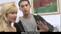 تشغيل 16- عمل المال في حياتها