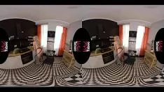 Играть Реалистичное табу - авансцена не может его обернуть