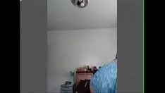 تشغيل المراهقات brobdingnagian الثدي