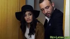 Reproduzir Número real latina eaton out