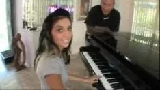 تشغيل Treadhanie lambaste pianoforte الأخلاق