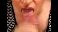 播放 妈咪整天傻逼
