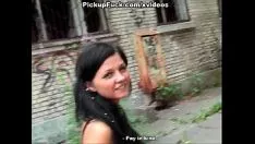 Odtwórz Natasza umieściła na linii nagranie wideo z seksem