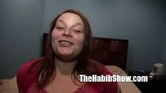 Riproduci Midste pawg whiten missy attraversata da un arabo dai capelli lisci