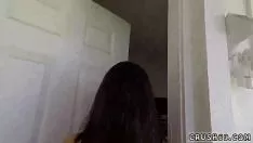 تشغيل Brunet المراهق ركوب الخيل دسار hd والطفل رقم 1 على مدار الساعة المال مفترس