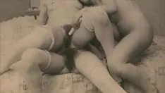 播放 我的秘密生活，两个世纪的女同性恋三人行