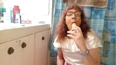 Play Sissywhoredonna doing atm with a dildo