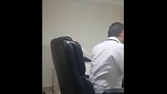 Abspielen Latina Milf Doctor wird in ihrer Klinik gefickt