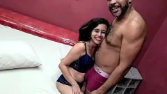 Afspelen Petite Braziliaanse milf Dany Rio krijgt haar strakke kont geneukt en sperma ingeslikt