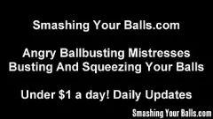 播放 Ballbusting Milf在BDSM遭遇中占主导地位