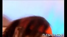 Играть Выраженный секс у лужи